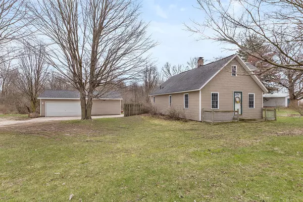 3230 S Slocum Road, Ravenna, MI 49451