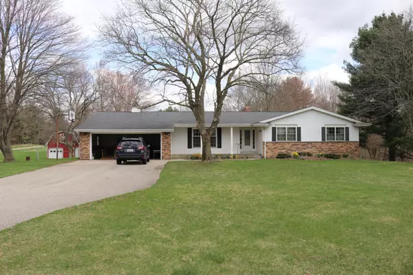 4056 S OSBORN Avenue, Fremont, MI 49412