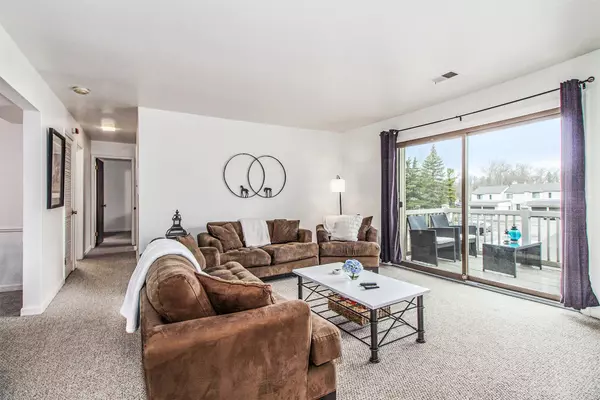 East Lansing, MI 48823,523 Bainbridge Drive #45