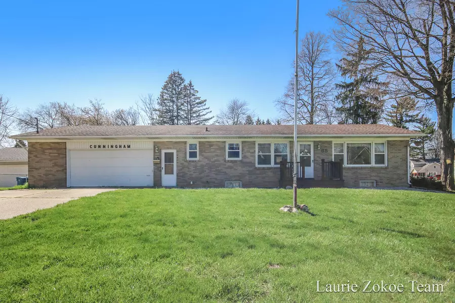 65 Mill Street, Coopersville, MI 49404
