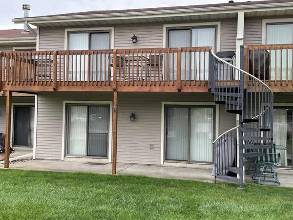 Coloma, MI 49038,5795 Beech Avenue #6