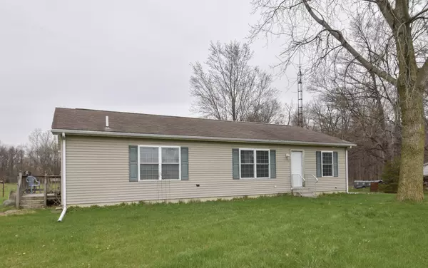 928 State Road, Quincy, MI 49082