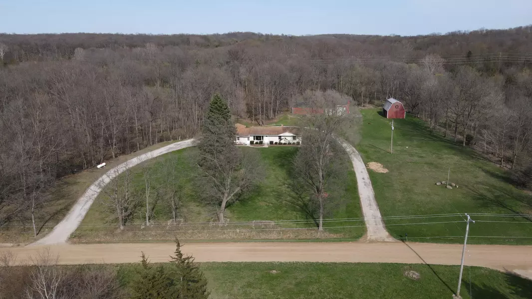 10351 Herold Highway, Addison, MI 49220