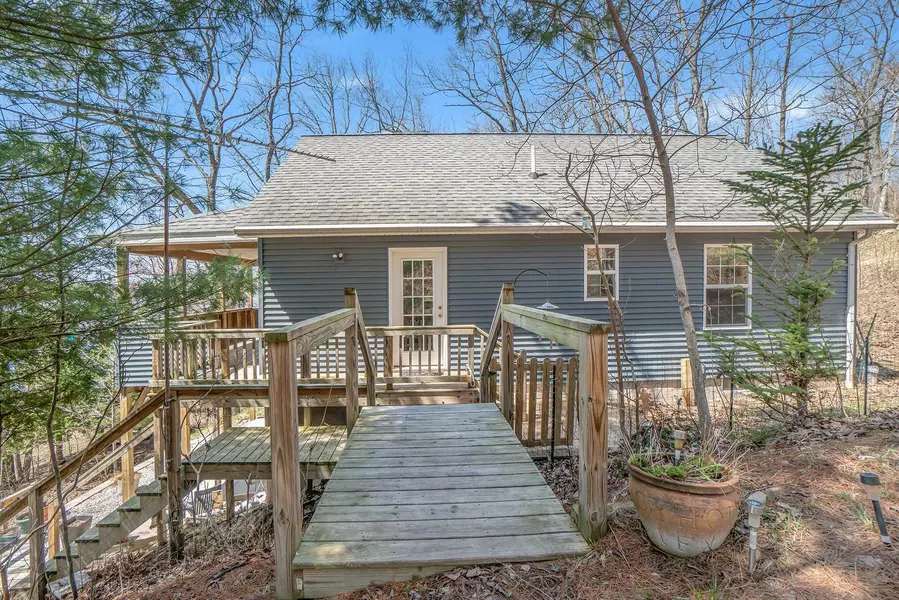 7101 N Poplar Road, Free Soil, MI 49411