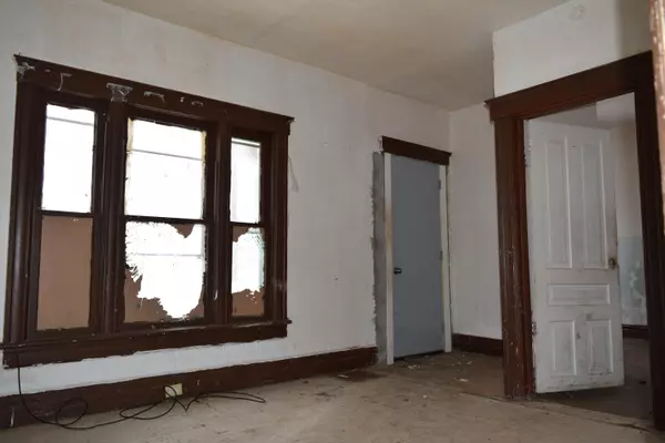 Battle Creek, MI 49014,208 Cliff Street