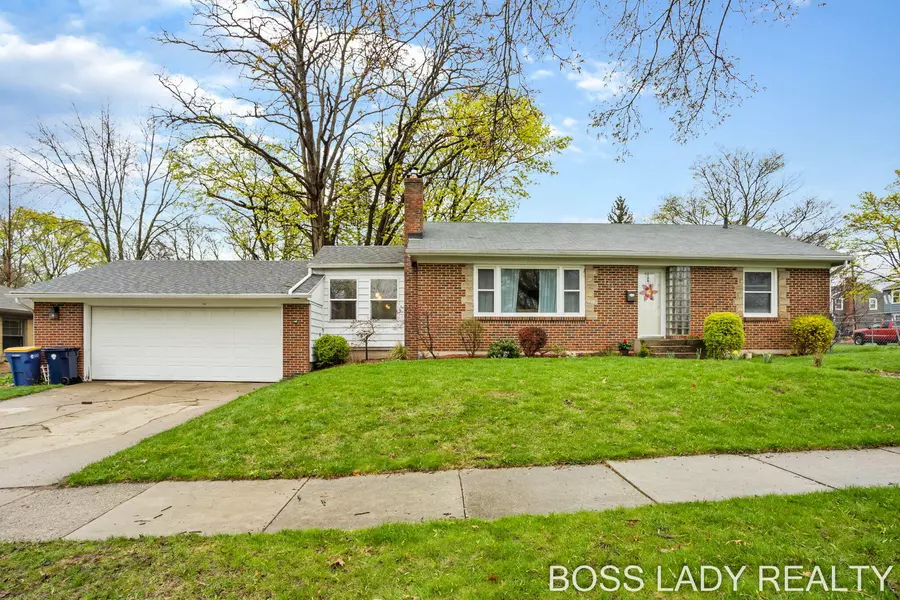 1760 Rosewood SE Avenue, Grand Rapids, MI 49506