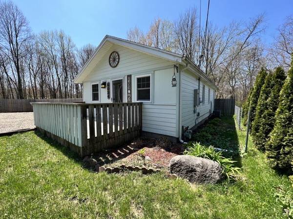 6034 McKinley Street, Coloma, MI 49038