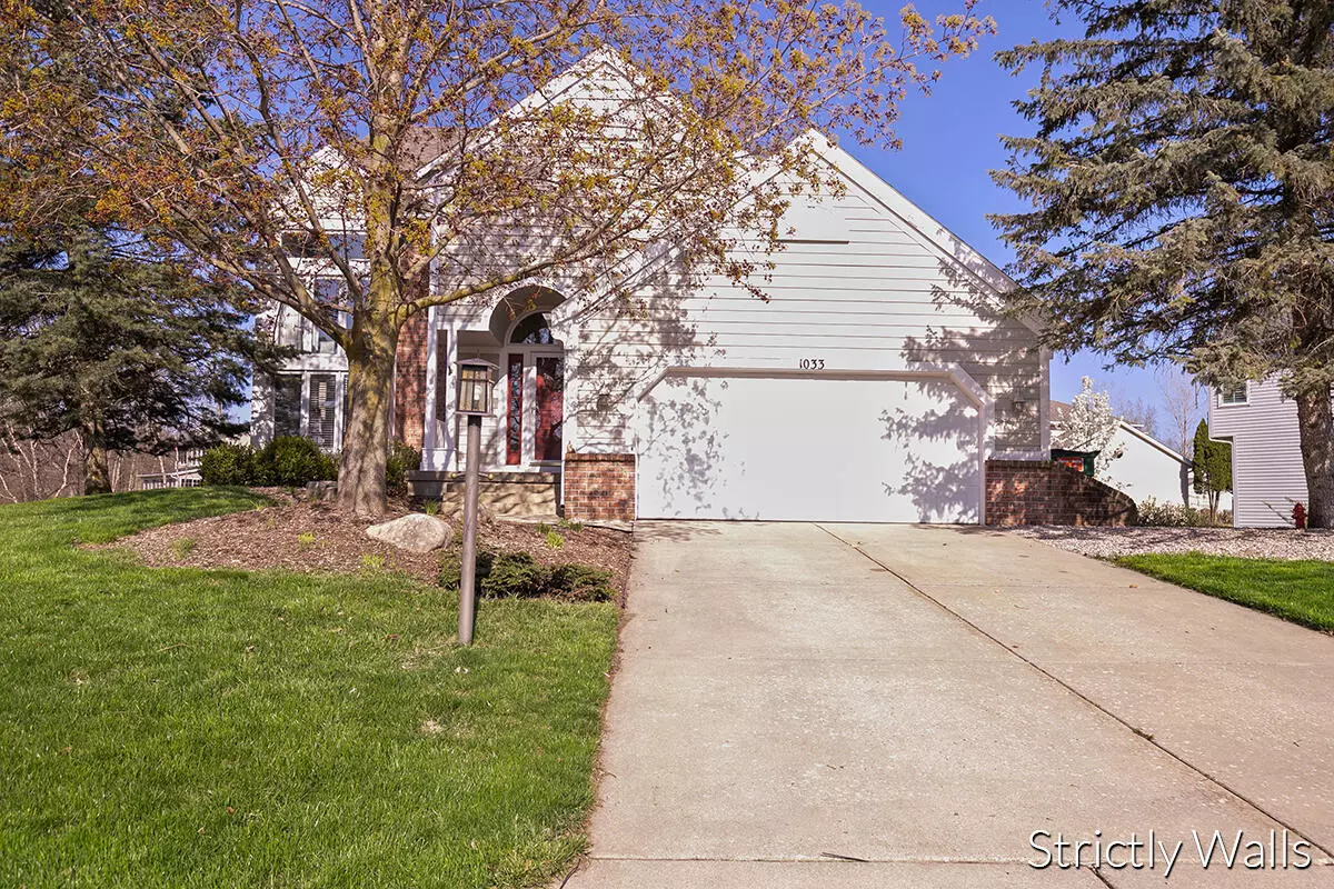 Ada, MI 49301,1033 Dogwood Meadows SE Drive