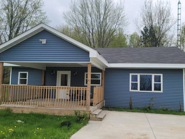 48815 36th Avenue, Bangor, MI 49013