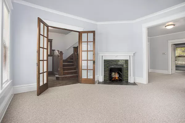 Kalamazoo, MI 49008,807 W Vine Street