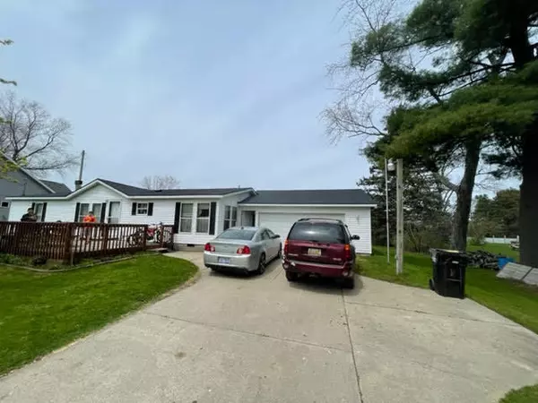 Casnovia, MI 49318,115 Grand Street