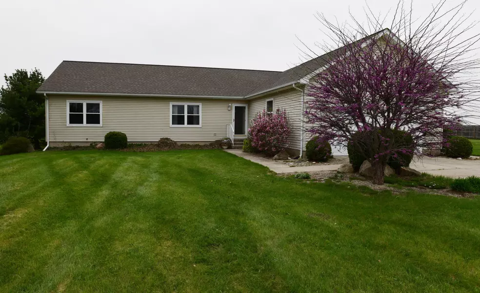 14675 Grass Lake Road, Grass Lake, MI 49240