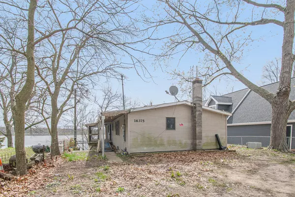 Decatur, MI 49045,16375 Oak Street