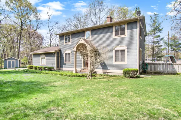 Fruitport, MI 49415,211 N 5th Avenue