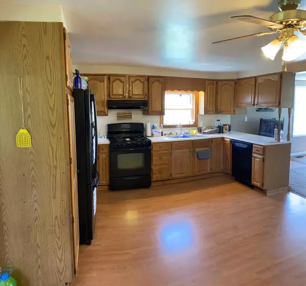 Jonesville, MI 49250,806 Wright Street