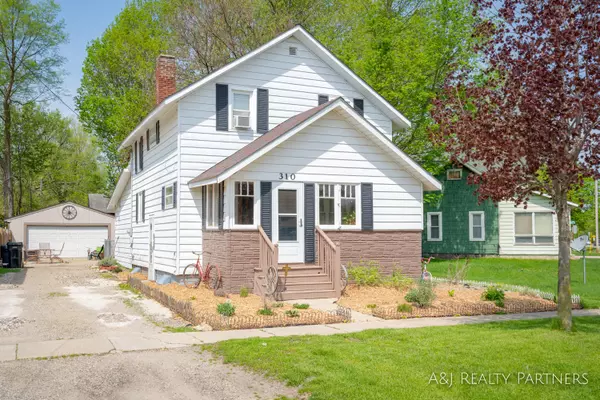 310 S Dibble Street,  Hastings,  MI 49058