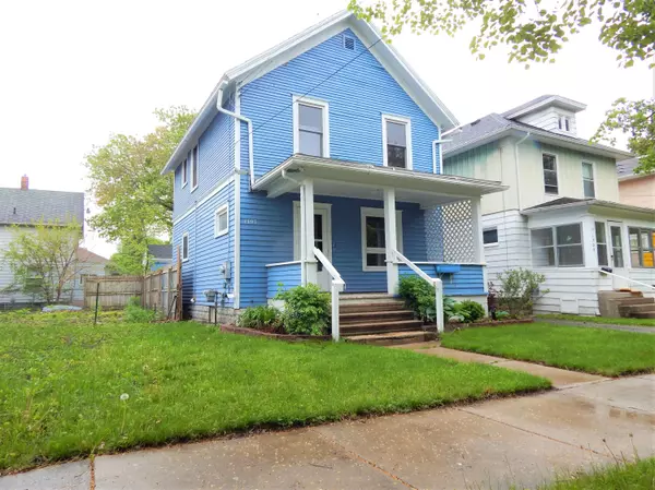 Lansing, MI 48910,1707 Maplewood Avenue