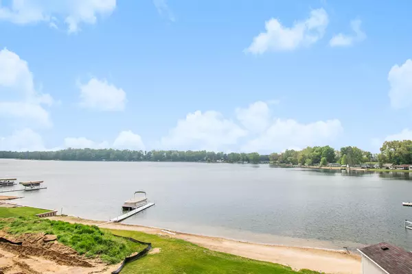 Lawrence, MI 49064,48933 Howard Drive