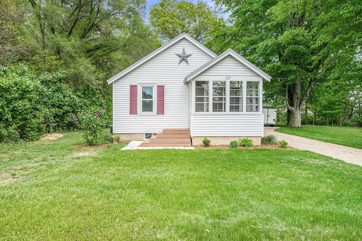 Holland, MI 49424,117 N 160th Avenue