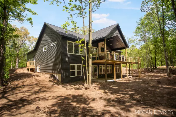 West Olive, MI 49460,16018 Warren Drive