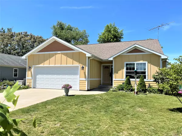 Lawrence, MI 49064,211 Corwin Meadows Drive