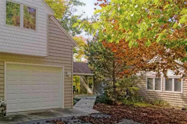 Onekama, MI 49675,10030 Ivanhoe Drive