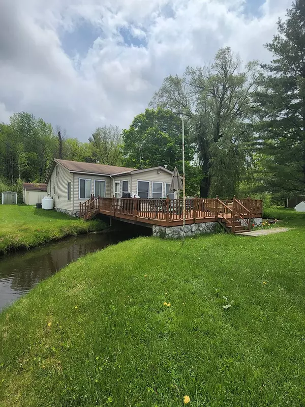 Reed City, MI 49677,9448 Arnold Creek Road
