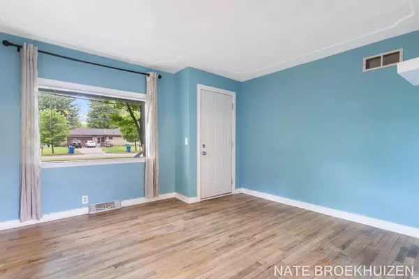 Coopersville, MI 49404,515 W Randall Street