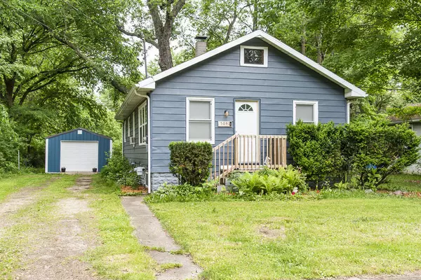 5051 Beverly Avenue, Kalamazoo, MI 49004