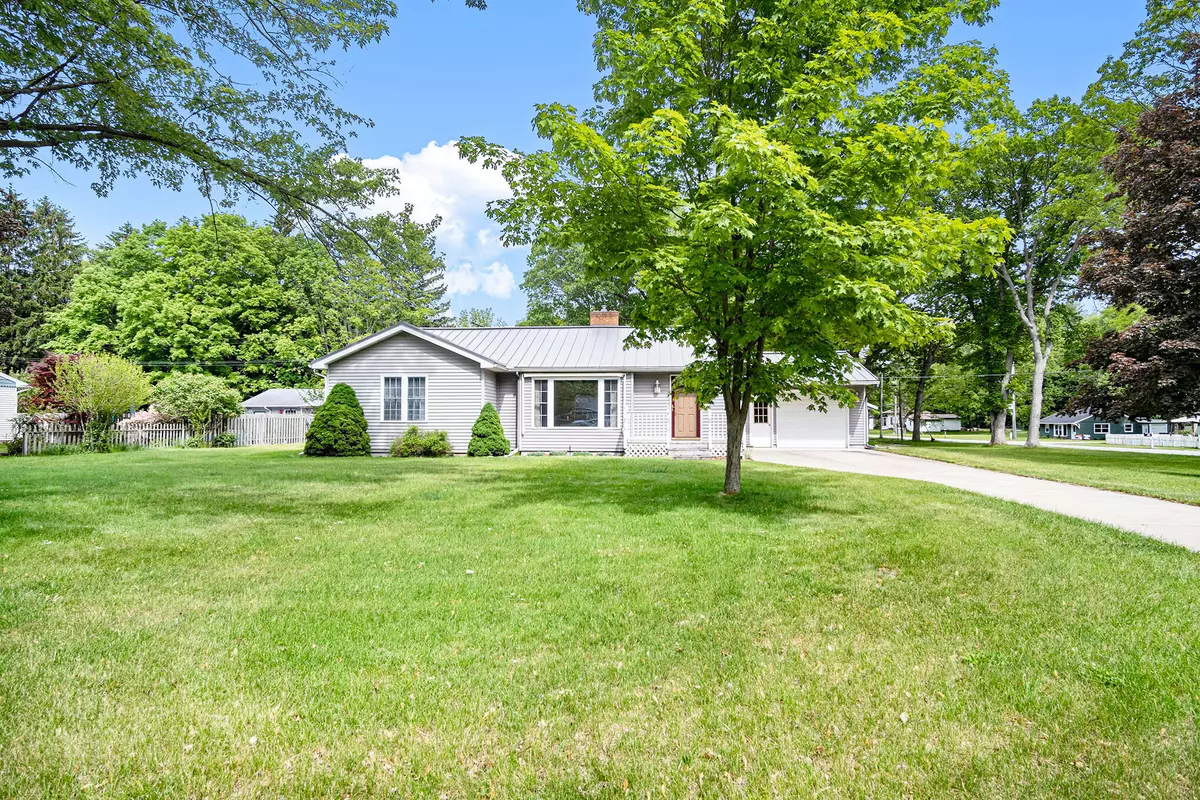 Montague, MI 49437,8416 Mohawk Court