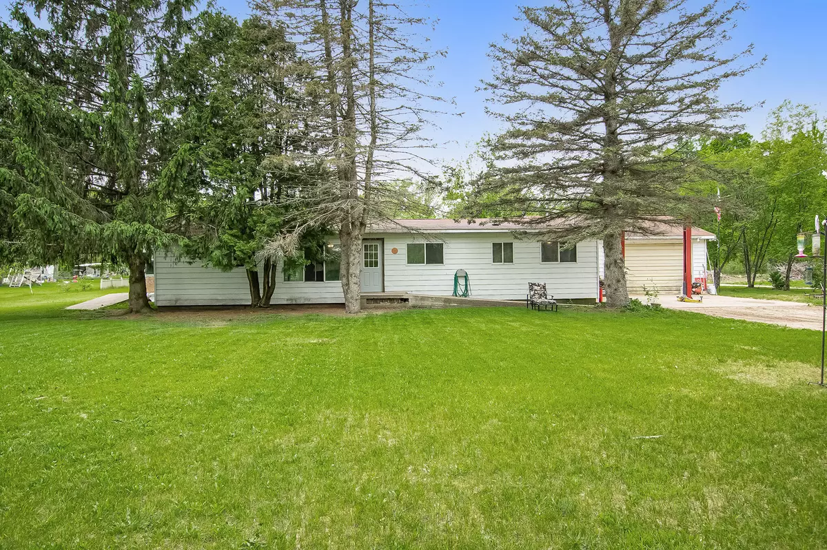 Pentwater, MI 49449,8727 N 104th Avenue