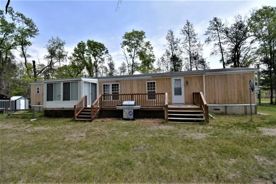 8990 S Crosby Road, Idlewild, MI 49642