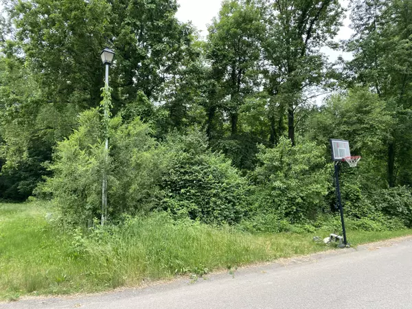 Kalamazoo, MI 49048,5570 Angelo Avenue