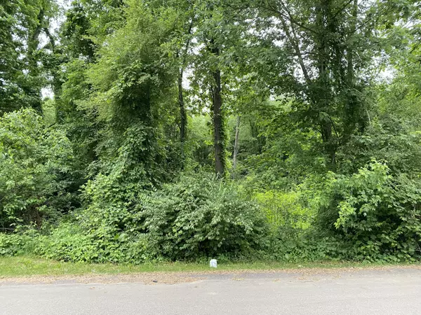 5570 Angelo Avenue, Kalamazoo, MI 49048