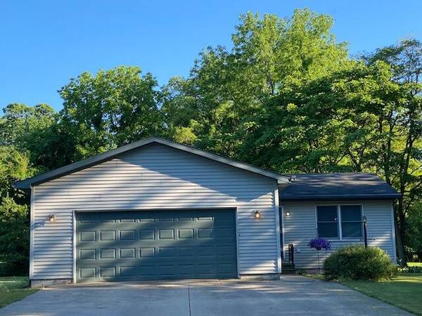 7314 Gunnar Lane, Coloma, MI 49038