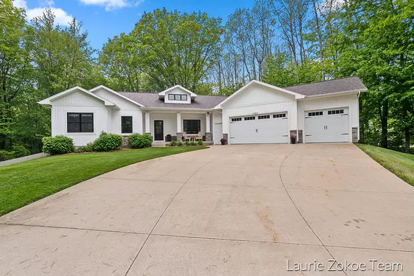 13353 Lily Pine Drive, Marne, MI 49435