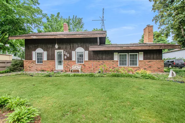300 W Chicago Road, White Pigeon, MI 49099