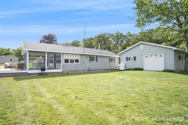 469 Harbison Drive, Bitely, MI 49309