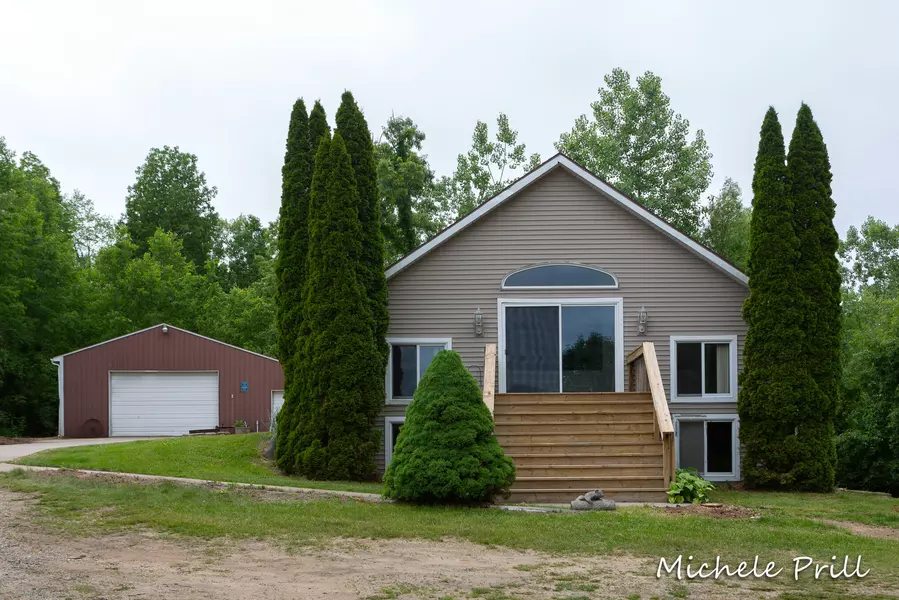 7368 Walters Road, Delton, MI 49046