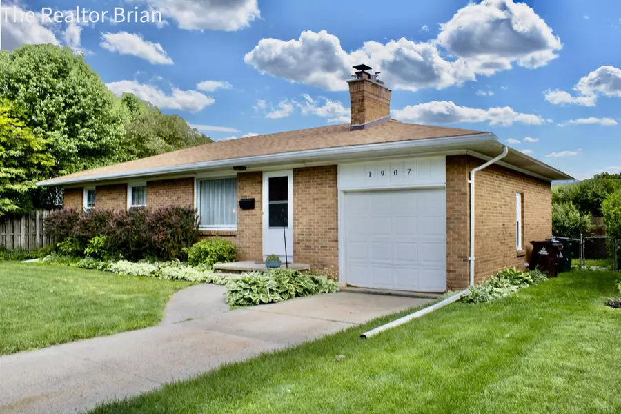 1907 Gordon Avenue, Lansing, MI 48910