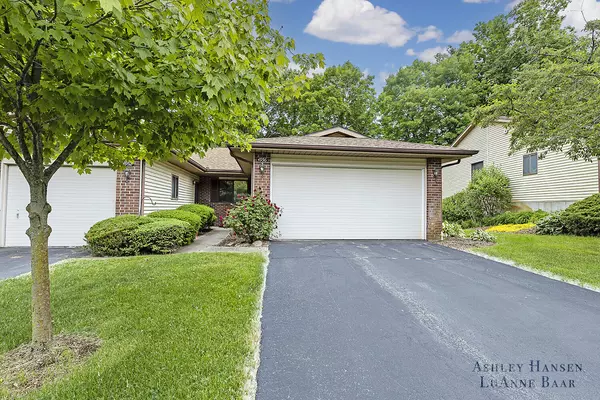 4956 Castle Hill NE Court, Rockford, MI 49341