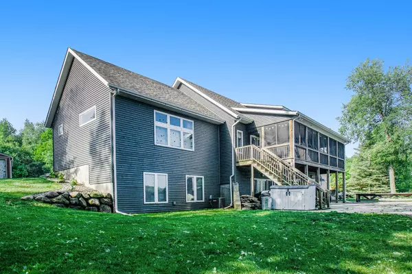 Vandalia, MI 49095,56151 East St
