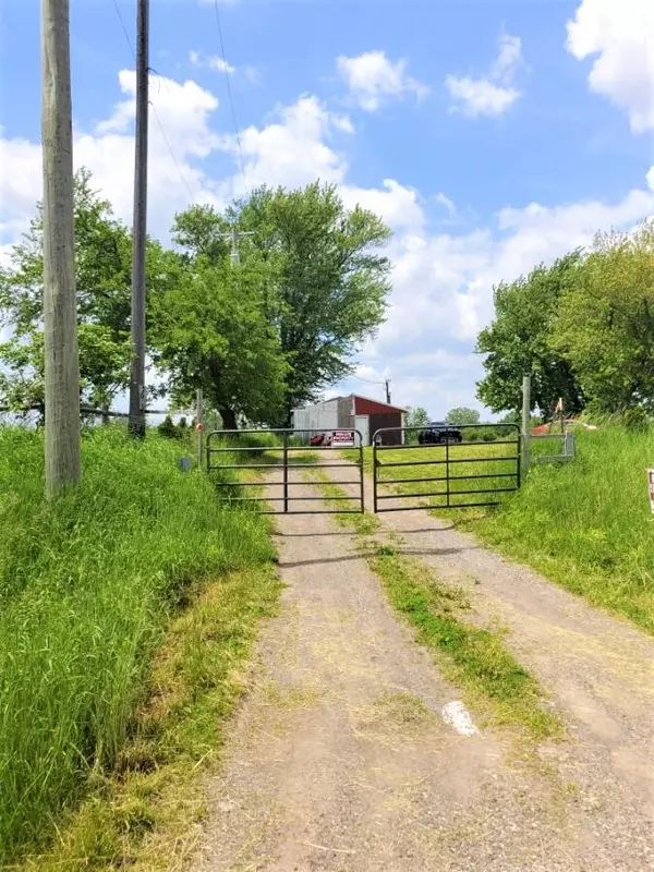Perry, MI 48872,5691 S Michigan 52