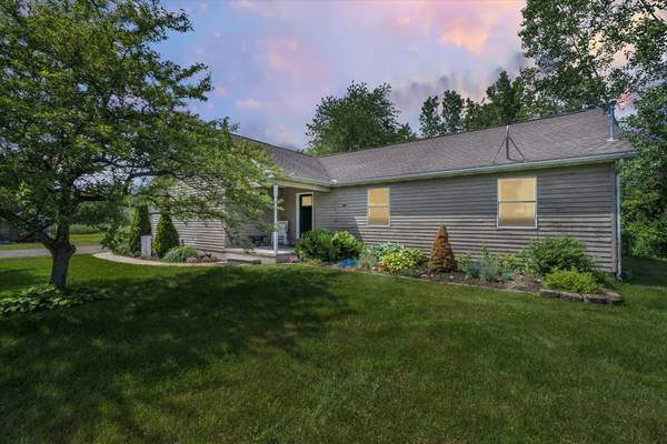 7790 E Territorial, Munith, MI 49259