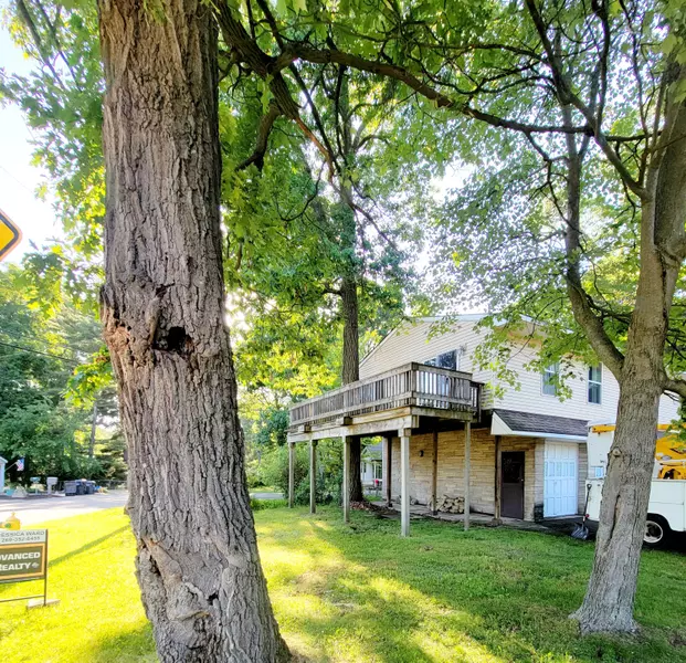 8536 Lovers Lane, Portage, MI 49002