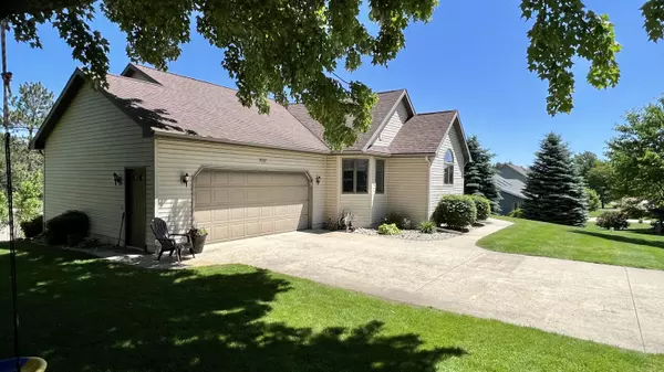 Cadillac, MI 49601,9222 Mockingbird Lane