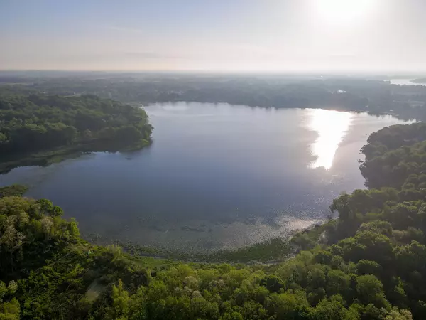 Cassopolis, MI 49031,15 Forest Shores Dr.
