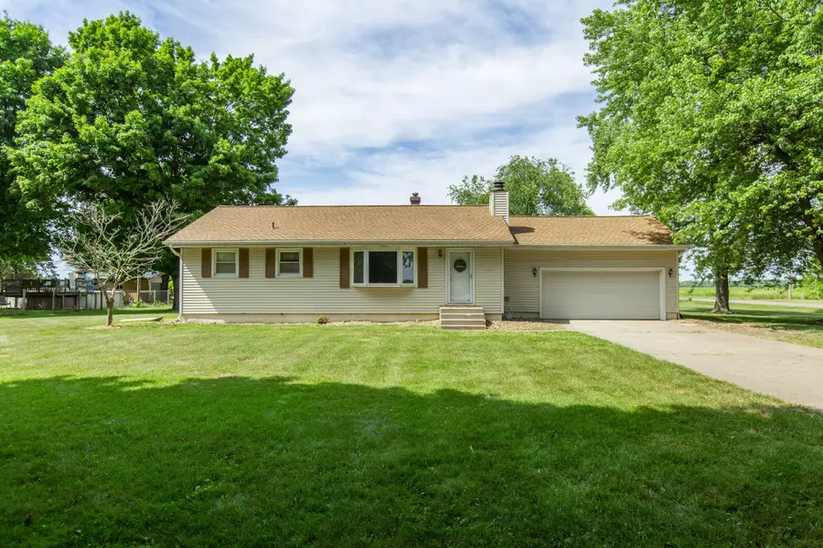 24024 Redfield Street, Edwardsburg, MI 49112