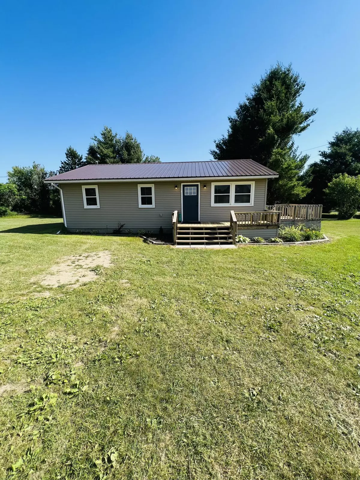 Six Lakes, MI 48886,1701 W North County Line Road