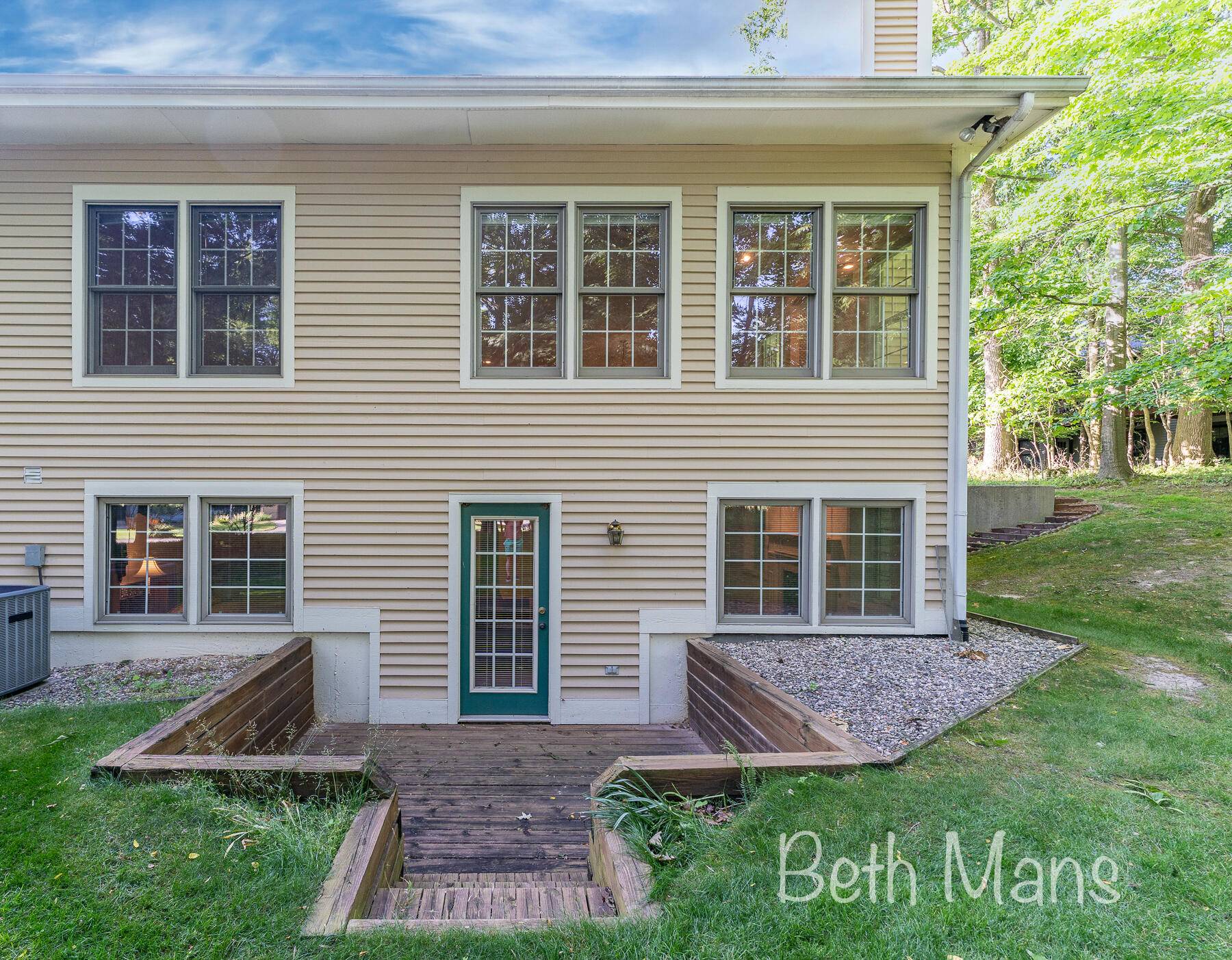 Grand Rapids, MI 49508,2058 Treeridge SE Drive #96